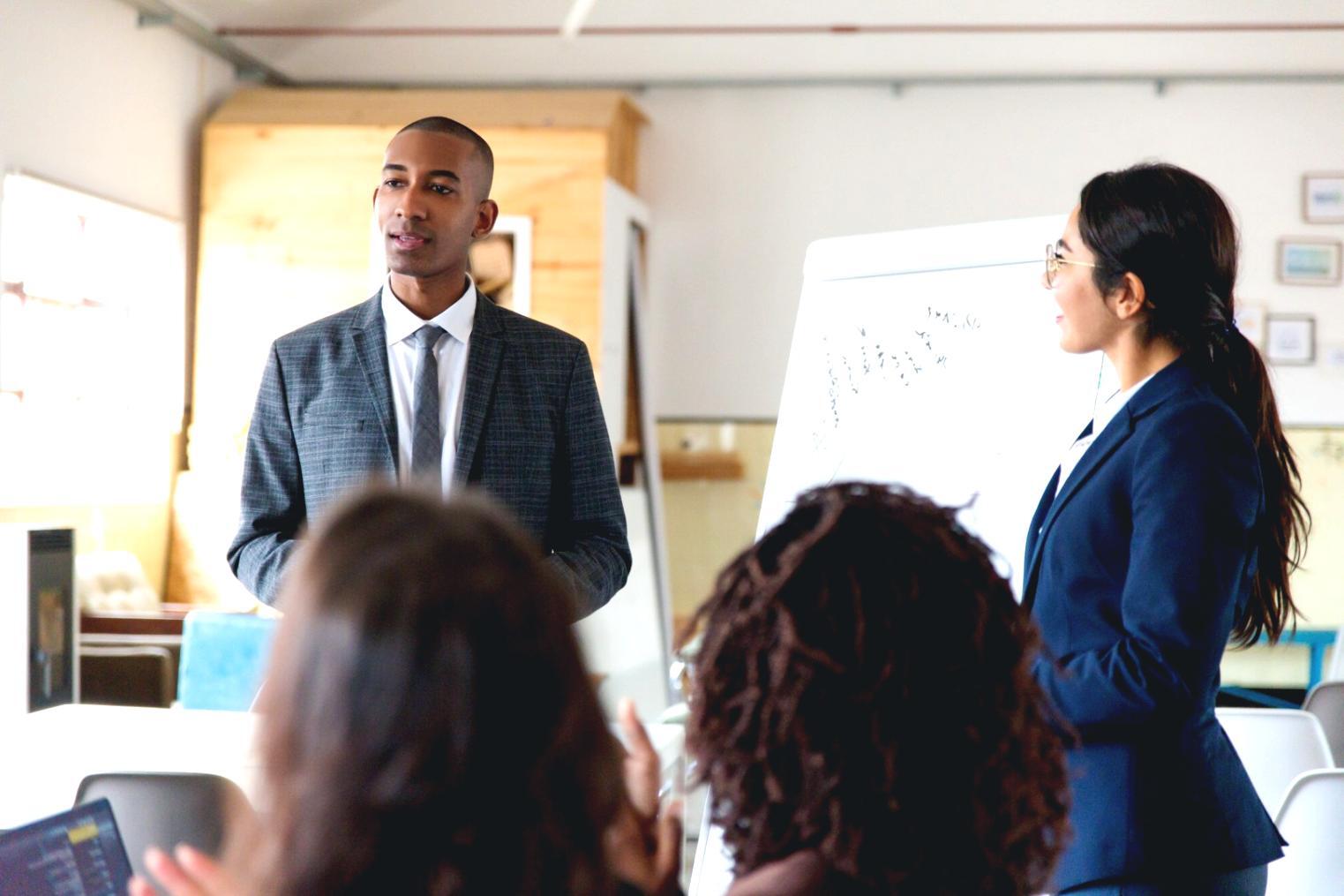 Système de classement et d'archivage de registres comptables